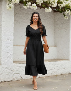 ชุดเดรสลำลองสำหรับผู้หญิงสำหรับใส่ไปชายหาด ผลิตจากผ้าเนื้อนุ่มสวมใส่สบาย ออกแบบมาเพื่อการสวมใส่ง่ายและสไตล์ฤดูร้อนที่ผ่อนคลาย - Product Image 6