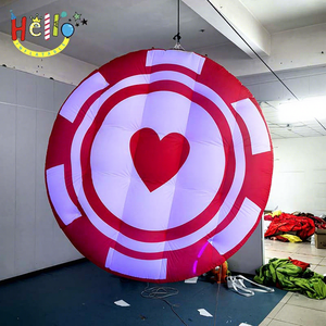 Diseño de Carta de Póker Inflable Colgante para Decoración de Bares y Eventos Temáticos - Product Image 1