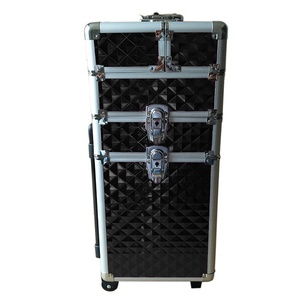 <span class=keywords><strong>Valise</strong></span> de beauté à roulettes 3-en-1 en aluminium, design diamant, pour maquillage et <span class=keywords><strong>coiffure</strong></span> - Product Image 2