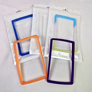 Nuevo diseño Diseño libre Color degradado Material plástico firme 35PT Graded Trading Card Slab case Protector Gradient Bumper - Product Image 2