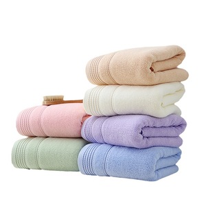 Serviette de bain tressée 70x140 cm en pur coton, moelleuse, couleur unie, pour usage domestique - Product Image 5