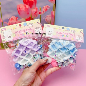 2024 tiktok Hot Bán sáng tạo mô phỏng Waffle giải nén đồ chơi căng thẳng cứu trợ chậm phục hồi bóp đồ chơi - Product Image 5