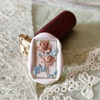 Kit de sellos de cera con diseño floral de 7 piezas, cabezales de sello de cera floral y mangos de madera para invitaciones de boda, sobres