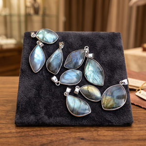 Colgantes de Bisel Irregular de Labradorita Natural, Artesanía de Cristal, Piedras Naturales, Colgantes para Collar, Fabricación de Joyas de Moda - Product Image 2