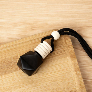 Flacon vide en forme de diamant noir mat à cinq fils, 8 ml, pour parfum, huile essentielle, pendentif, <span class=keywords><strong>voiture</strong></span>, jade, roi - Product Image 2