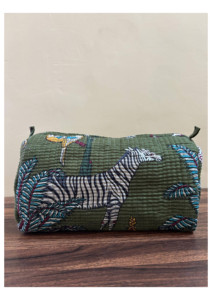 Juego de 3 Bolsas de Maquillaje Cosméticas de Algodón Acolchado con Estampado de Cebra Personalizado, Hechas a Mano, Muy Demandadas, Regalo para Ella - Product Image 2