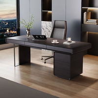 Bureau de direction moderne de luxe avec construction en bois durable, table d'ordinateur de haute qualité, nouveau style