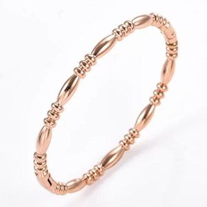 Bracelets en acier inoxydable imperméables pour femmes, bracelets ouverts en métal lisse, bijoux cadeau - Product Image 1