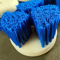 Brosse industrielle à disque bleue, poils en nylon PP, base ronde blanche, longueur de poils personnalisée pour le nettoyage et le frottement des sols