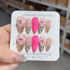 Lot <span class=keywords><strong>de</strong></span> 10 <span class=keywords><strong>Faux</strong></span> <span class=keywords><strong>Ongles</strong></span> Faits <span class=keywords><strong>à</strong></span> la Main en Acrylique, Style Français Amande avec Fleurs 3D, Press-On pour Application sur Doigts, Vente en Gros - Product Image 5