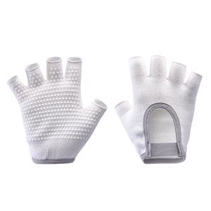 Gants antidérapants professionnels de sport et de yoga, sans doigts, respirants, à cinq doigts, pour le yoga aérien, transfrontalier - Product Image 2