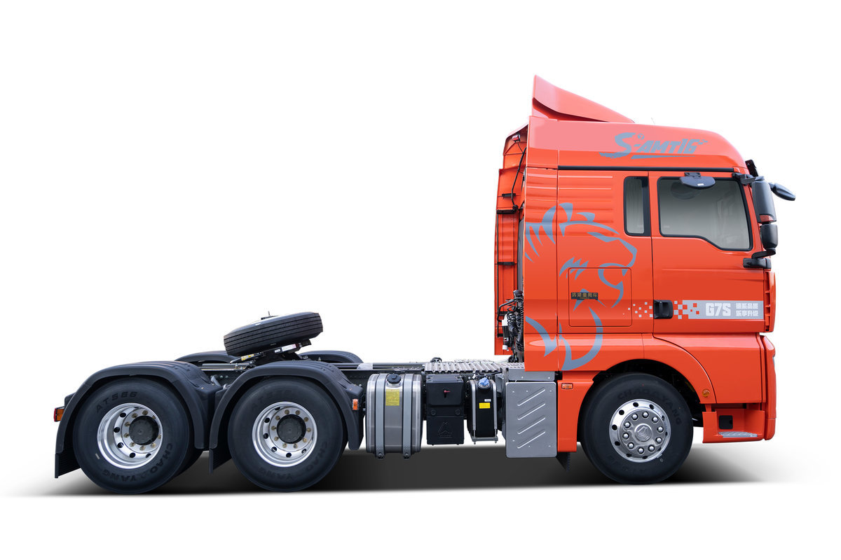 Ikki xoroz bilan eshak jinsiy aloqa