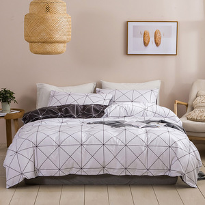 European Style Quilt Cover Set - Durable Polyester <strong>Bedding</strong> with Matching Pillowcases - Product Image 6