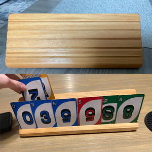 Support <span class=keywords><strong>de</strong></span> Présentation en Bois Personnalisé pour Cartes – Plateau Élégant pour Jeux <span class=keywords><strong>de</strong></span> Cartes – Vente en Gros - Product Image 2