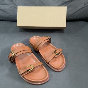 Mocasines de Cuero de Lujo para Mujer, Sandalias Planas Personalizadas con Hebillas Metálicas, Antideslizantes, Estilo Plataforma - Product Image 4