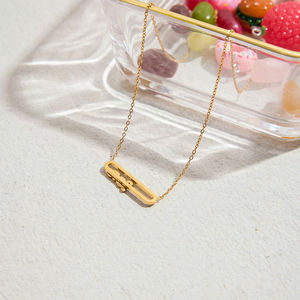 J & D 18K PVD chapado en oro collar de acero inoxidable romántico blanco Rhinestone amor carta colgante collar - Product Image 5