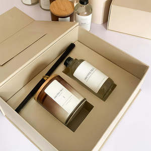 AIKUN Nuevo Set de Regalo de Lujo para Bodas y San Valentín, Caja de Fragancia con Aroma a Rosa de Flores Artificiales, Set de Velas de Lujo - Product Image 2