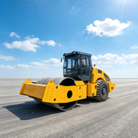 Machine de compactage de grande taille 18 tonnes 140 kW, sortie de vibration équilibrée pour la construction de parcs industriels de grande surface