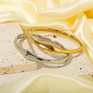 Elegant Minimalist 18K Gold Plated Geometric Bangle | <strong>Abstract</strong> <strong>Design</strong> Women's Luxury <strong>Jewelry</strong> Collection - Product Image 2