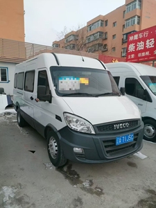 <span class=keywords><strong>Iveco</strong></span> New <span class=keywords><strong>Daily</strong></span> Usada, Producción 2019, 8 Asientos, Importada, Motor Sofim, Transmisión Manual de 6 Velocidades, Furgoneta - Product Image 3