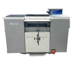 Machine à fendre le <span class=keywords><strong>cuir</strong></span> d'occasion reconditionnée Fortuna <span class=keywords><strong>NAF</strong></span>-470 avec couteau à bande - Product Image 2