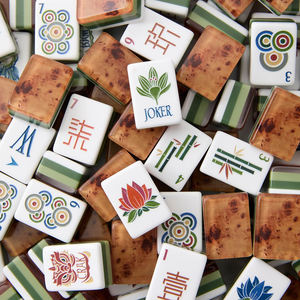 Tuiles de Mahjong Américaines Rouges Modernes Personnalisables en Mélamine Acrylique Multi-couches avec Service OEM - Product Image 6