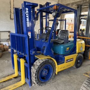 รถยกขนาดเล็ก โคมัตสึ FD30 3 ตัน มือสอง เครื่องยนต์ดี รถเครื่องจักรก่อสร้างจากญี่ปุ่น ของแท้ ขาย - Product Image 3