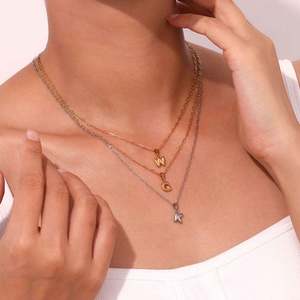 Lindo Collar con Colgante de Letras de la A a la Z, Chapado en Oro de 14k y 18k, de Acero Inoxidable Personalizado, Antideslustre, para Hombres y Mujeres - Product Image 3