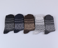 Chaussettes pour hommes en laine de haute qualité Chaussettes chaudes d'hiver flocon de neige emballées sur mesure Offre Spéciale vente en gros avec option de chaussettes cadeaux