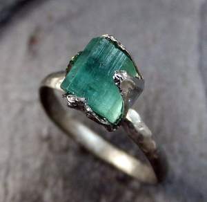 Anello in vera meteorite, set di anelli in meteorite verde martellato in silicone, anelli di coppia coordinati per matrimonio - Product Image 3