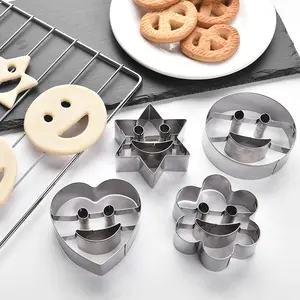 Molde de acero inoxidable para galletas, cortador de Molde personalizado para galletas con cara sonriente