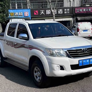 <span class=keywords><strong>Toyota</strong></span> Hilux 2016 Diésel Automática con Volante a la Izquierda, <span class=keywords><strong>Camioneta</strong></span> con Neumáticos R17, Portaequipajes Metálico, Cámara Trasera y Asientos de Tela - Product Image 1