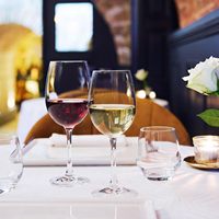 Verres à vin en cristal sans plomb à long pied, transparents, 470 ml, pour vin blanc et rouge, vente en gros
