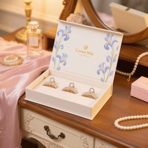 Ensemble de pinces à cheveux en carton biodégradable personnalisées de haute qualité, style occidental, boîte d'emballage en papier fantaisie pour la beauté des cheveux - Product Image 1