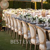 Chaise de banquet rustique française en bois massif avec dossier en rotin – Portable, durable et empilable pour mariages et événements