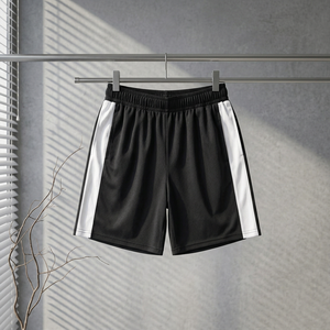 Shorts de sport noirs pour hommes avec bandes latérales blanches, taille élastique, séchage rapide, en polyester tissé, taille mi-haute, short athlétique - Product Image 5
