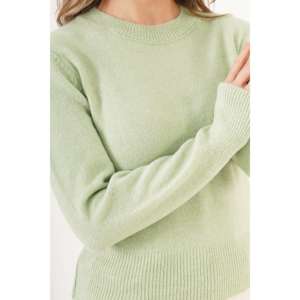 Suéter de Cuello Redondo Color Verde Pistacho para Mujer, Estilo Liso, Venta al por Mayor - Product Image 1
