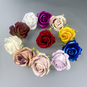 ดอกกุหลาบกำมะหยี่เทียมขนาด 6 ซม. สำหรับตกแต่งงานแต่งงานและจัดวางในบ้าน - Product Image 2