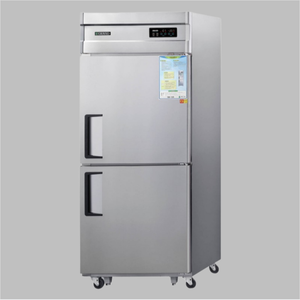 Réfrigérateur encastrable 2 portes de 30 pieds cubes, porte pleine en acier inoxydable, refroidissement par ventilateur, contrôle numérique de la température, porte à fermeture automatique - Product Image 1