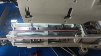 Machine à coudre industrielle multi-aiguilles à lit plat QS-1465PS 65 aiguilles pour ruban d'uniforme de pompier