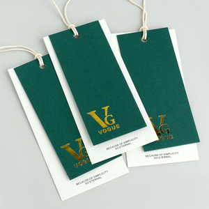 Etiquetas colgantes de ropa de lujo Etiqueta de ropa Impresión personalizada Nombre Logo Etiqueta colgante con etiquetas colgantes de papel de cuerda - Product Image 2