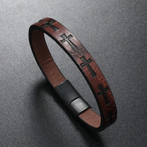 Nueva Pulsera Cruzada Estampada para Hombre con Cierre Magnético, Pulsera de Cuero Tejida Minimalista de Varias Capas - Product Image 4