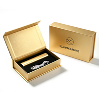 Boîte cadeau rigide magnétique dorée avec logo personnalisé, boîte à rabat de luxe avec insert en EVA floqué noir pour l'emballage d'électronique et de cosmétiques