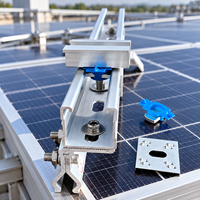 Kit de bloc de fixation de panneau en aluminium extrudé et de capuchon d'extrémité de rail pour projet solaire sur toit en béton