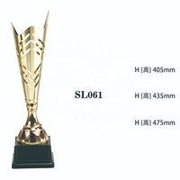 Trophées personnalisés plaqués or pour le football, l'athlétisme et le sport automobile Trophées personnalisés en métal durable pour les clubs