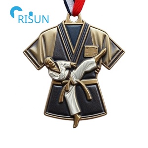 Medallas de Taekwondo y Karate 3D en Oro, Plata y Bronce con Cinta y Cordón, Medallas Deportivas Personalizadas - Product Image 3