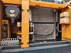 Excavadoras usadas de segunda mano en buen estado de la marca coreana Hyundai 220-9 HYUNDAI Excavadora de orugas 220LC-9S 20 ton 21 Ton en venta - Product Image 4