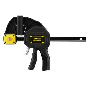 Abrazadera de Barra Stanley Fatmax XL de 18 Pulgadas en Negro con Detalles Amarillos para Trabajos en Madera y Metal - Product Image 2