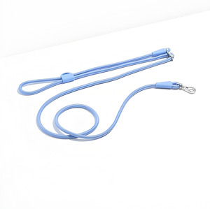 Venta al por mayor Durable perro cuerda antideslizante Correa sólida 10mm poliéster correa doble ASA perro plomo 5 colores acolchado manos libres correa para mascotas/ - Product Image 3