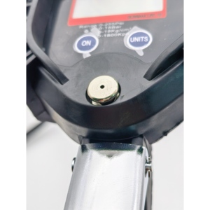 U-NAI UN-9709 Grupo de Válvulas Integradas 3 en 1: Manómetro Digital de Presión de Neumáticos, Inflado, Desinflado y Medición, Alta Eficiencia, Ahorro de Tiempo, CE - Product Image 4